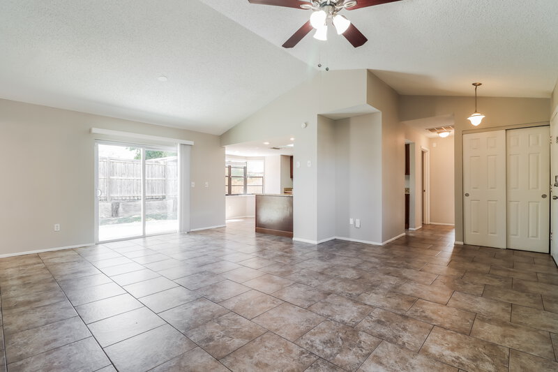 1,635/Mo, 9310 Tamworth Ln Port Richey, FL 34668 Living Room View