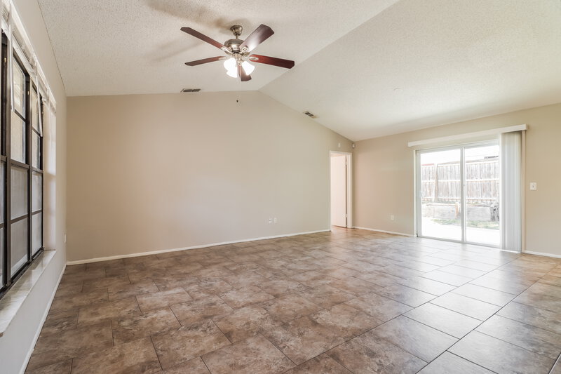 1,635/Mo, 9310 Tamworth Ln Port Richey, FL 34668 Living Room View 2