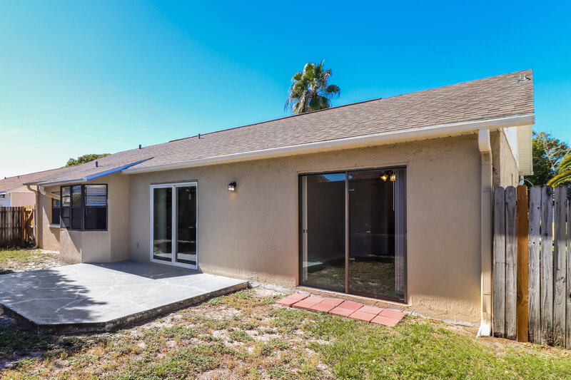 1,635/Mo, 9310 Tamworth Ln Port Richey, FL 34668 Rear View