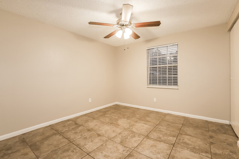2,075/Mo, 3511 Breezewood Dr Tampa, FL 33619 Bedroom View 2