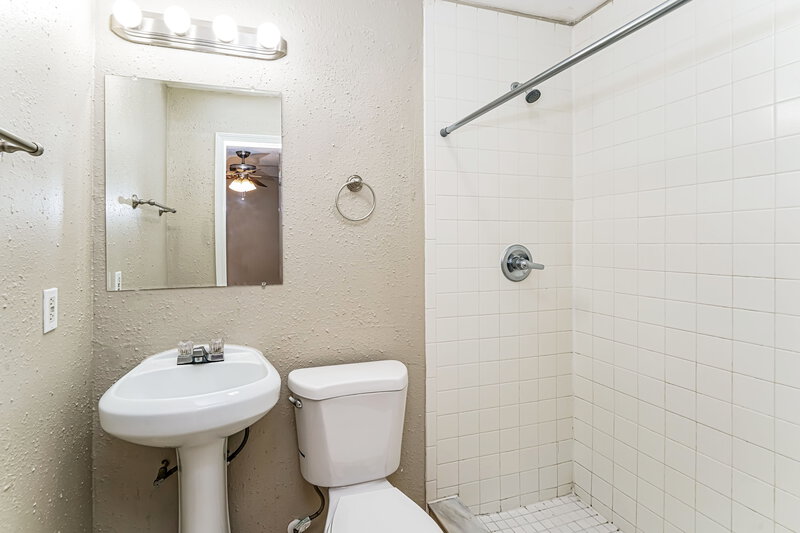 1,835/Mo, 3804 Hill N Dale Pl Lakeland, FL 33812 Misc View 10