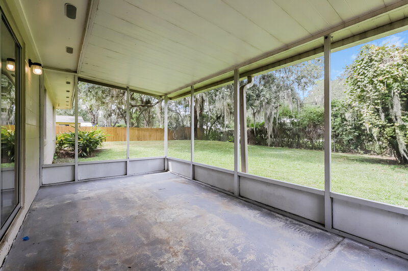 1,850/Mo, 2927 Northbrook Ln Lakeland, FL 33811 Sun Room View