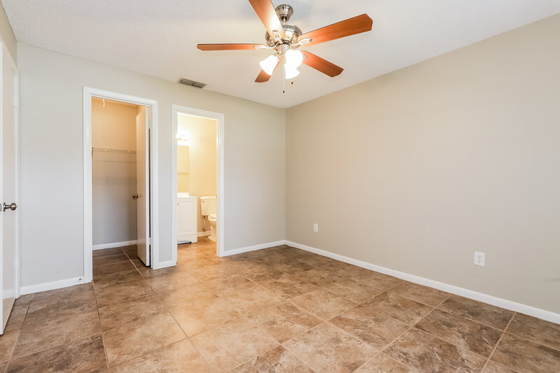 1,850/Mo, 2927 Northbrook Ln Lakeland, FL 33811 Main Bedroom View 2