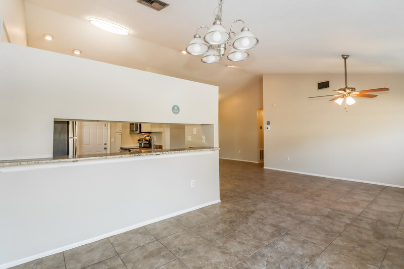 1,895/Mo, 7827 Adelaide Loop New Port Richey, FL 34655 Dining Room View 2
