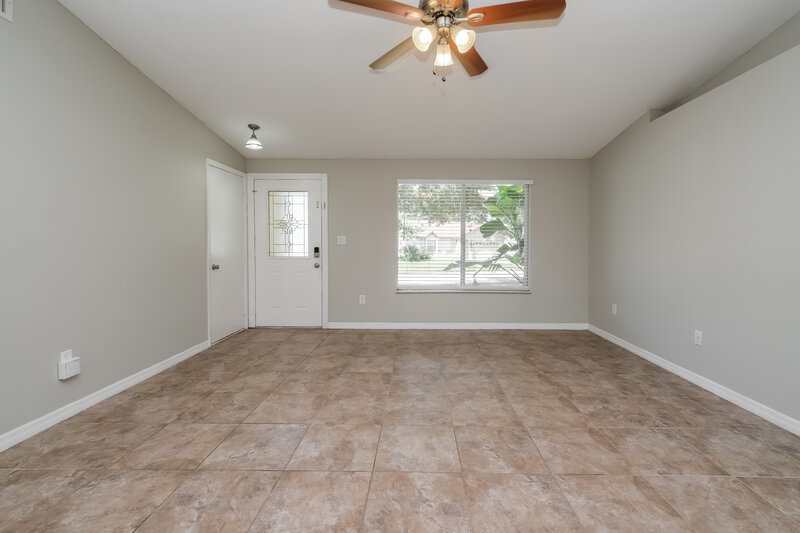 1,710/Mo, 7516 Bramblewood Dr Port Richey, FL 34668 Living Room View 2