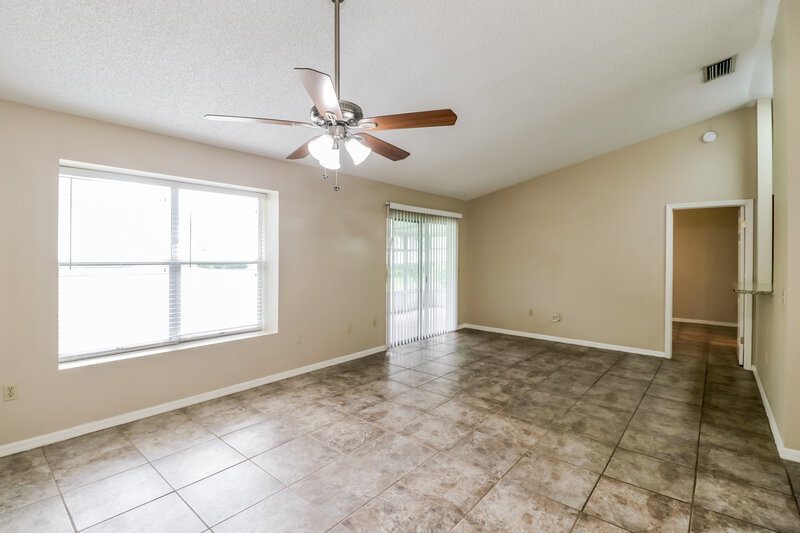 1,830/Mo, 8537 Berkley Dr Hudson, FL 34667 Living Room View