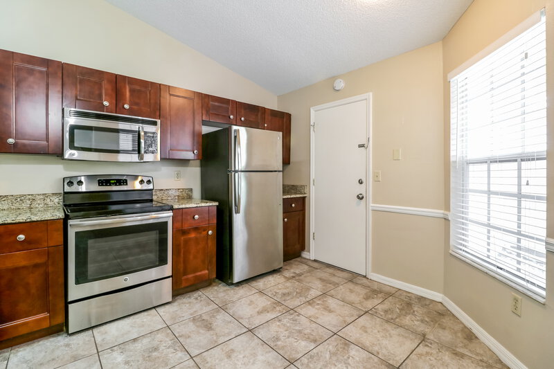 1,830/Mo, 8537 Berkley Dr Hudson, FL 34667 Kitchen View 2
