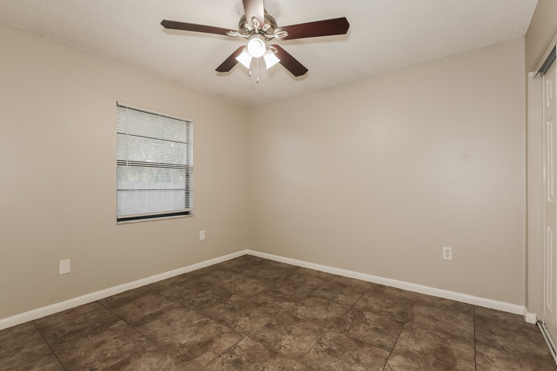 1,880/Mo, 614 Fox Lake Dr Lakeland, FL 33809 Bedroom View 2