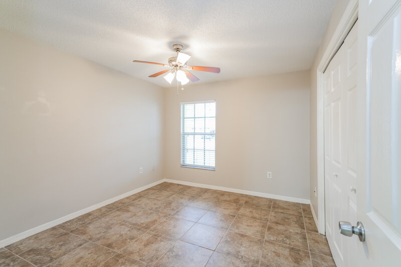 1,795/Mo, 634 Hemlock Ln Lakeland, FL 33810 Bedroom View