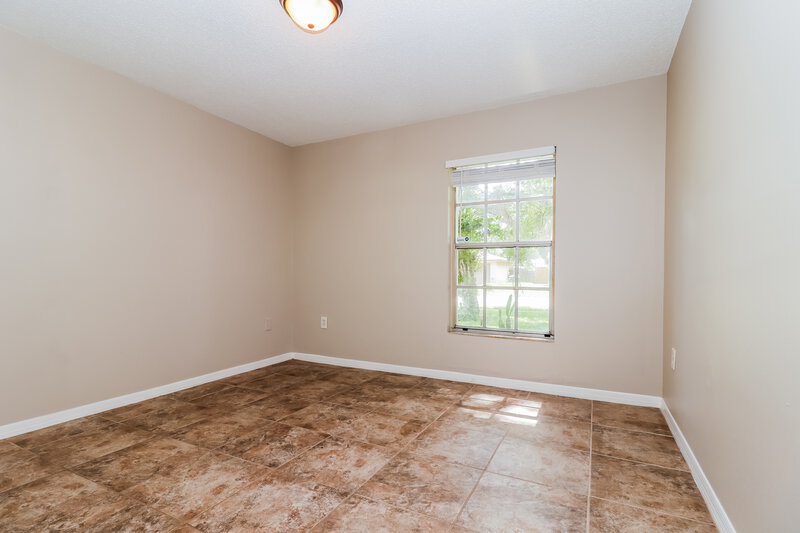 1,795/Mo, 634 Hemlock Ln Lakeland, FL 33810 Bedroom View 5