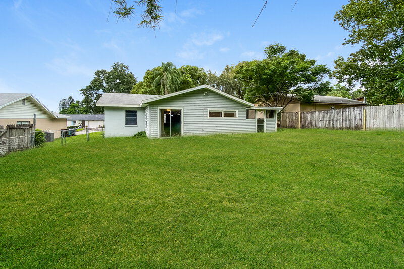 1,850/Mo, 3767 Whitedove Dr Lakeland, FL 33812 Rear View 4