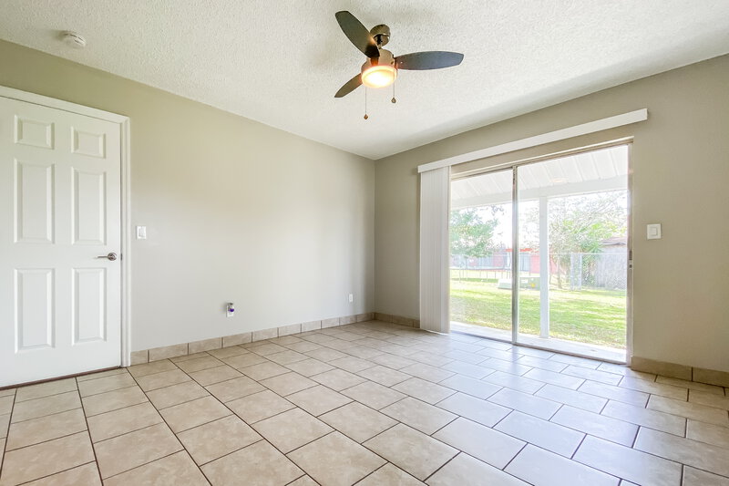 1,845/Mo, 4459 Springwood Rd Spring Hill, FL 34609 Master Bedroom View