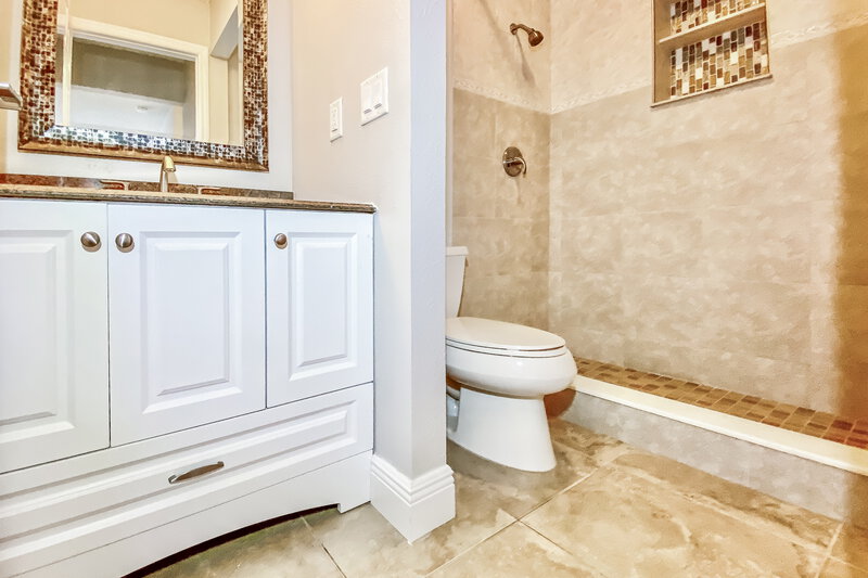 1,845/Mo, 4459 Springwood Rd Spring Hill, FL 34609 Master Bathroom View