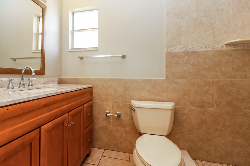 1,845/Mo, 4459 Springwood Rd Spring Hill, FL 34609 Bathroom View 2