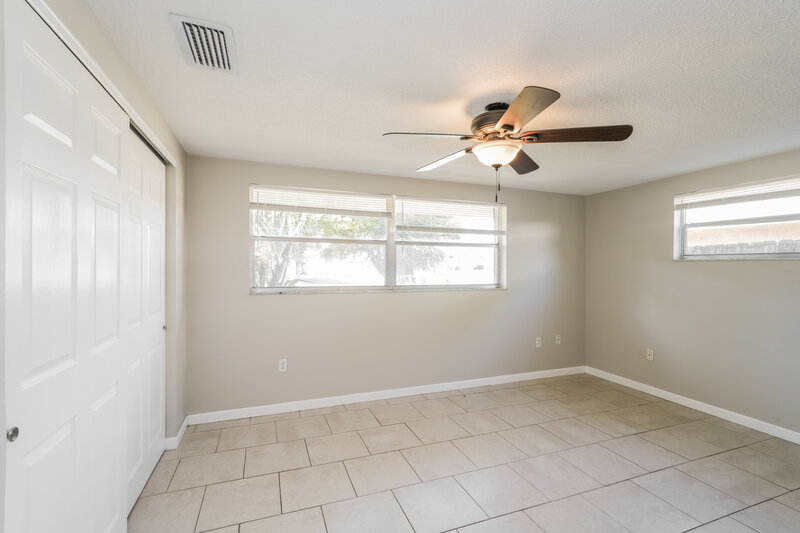 1,720/Mo, 7211 Moravian Dr Port Richey, FL 34668 Main Bedroom View