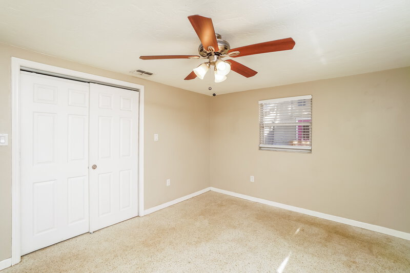 1,940/Mo, 5917 Missouri Ave New Port Richey, FL 34652 Bedroom View 2
