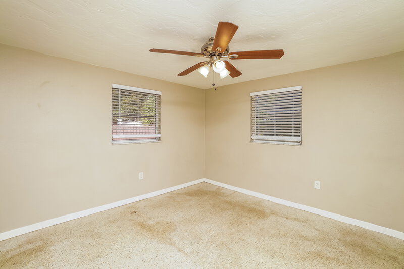1,940/Mo, 5917 Missouri Ave New Port Richey, FL 34652 Bedroom View 3