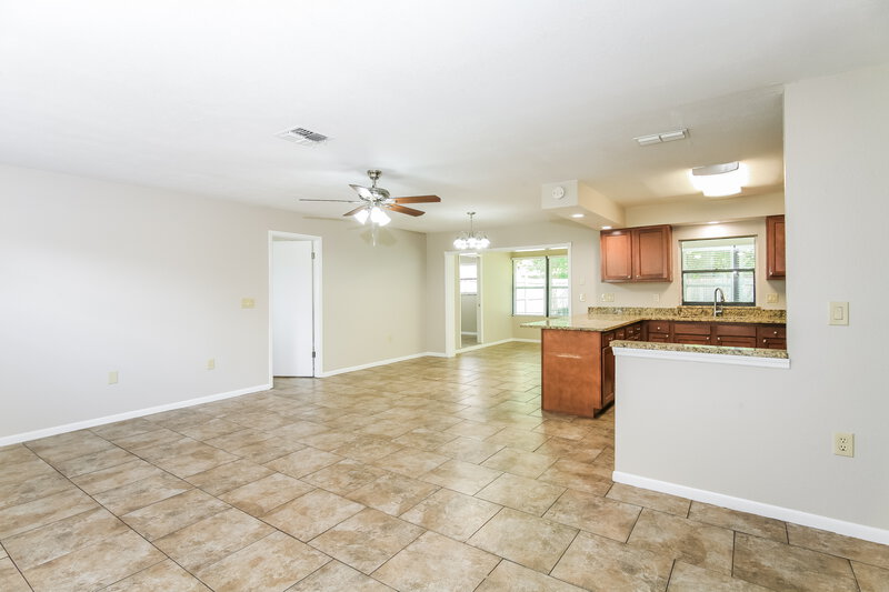 1,915/Mo, 5286 Enfield Ave Spring Hill, FL 34608 Misc View 2