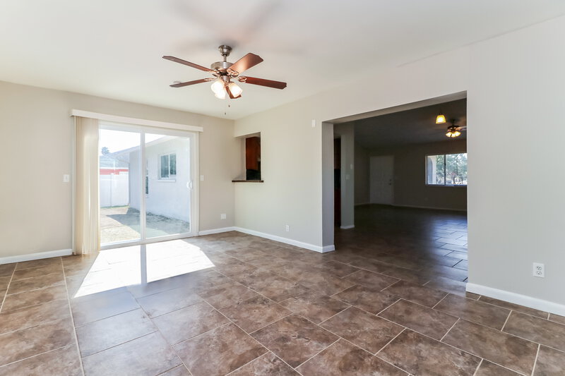 2,600/Mo, 2475 Landover Blvd Spring Hill, FL 34608 Dining Room View 2
