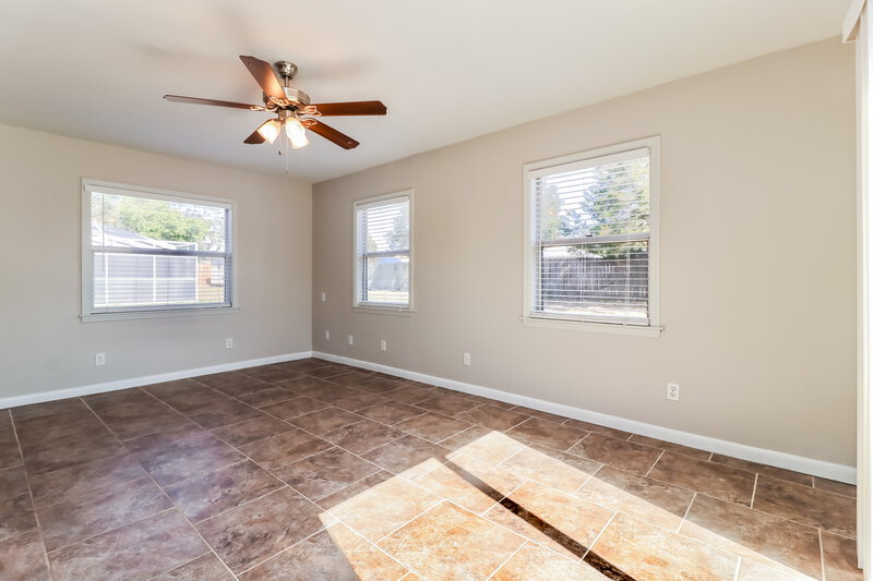 2,600/Mo, 2475 Landover Blvd Spring Hill, FL 34608 Main Bedroom View 2