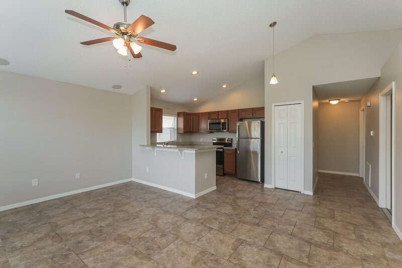 1,945/Mo, 1333 Dew Bloom Rd Valrico, FL 33594 Living Room View 2