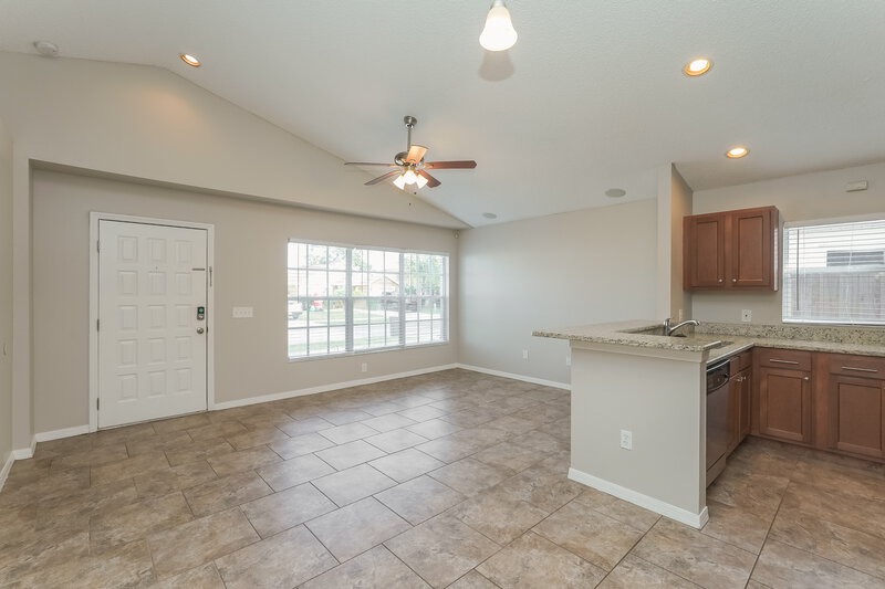 1,945/Mo, 1333 Dew Bloom Rd Valrico, FL 33594 Dining Room View