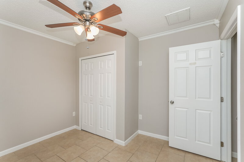 1,945/Mo, 1333 Dew Bloom Rd Valrico, FL 33594 Bedroom View 3