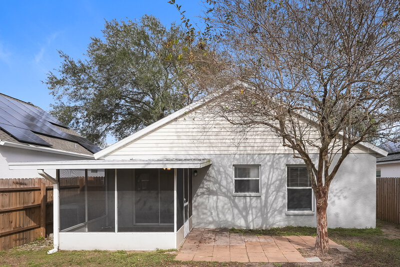 1,945/Mo, 1333 Dew Bloom Rd Valrico, FL 33594 Rear View