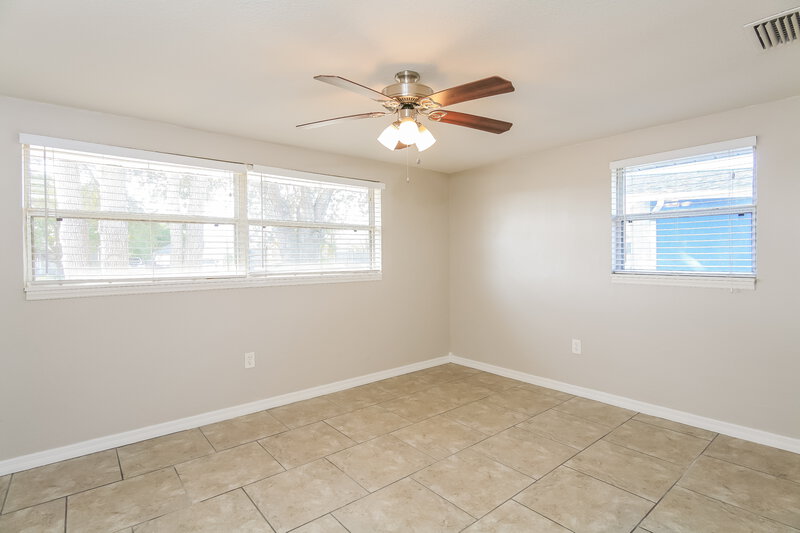 1,580/Mo, 10426 Syringa Ct Port Richey, FL 34668 Main Bedroom View