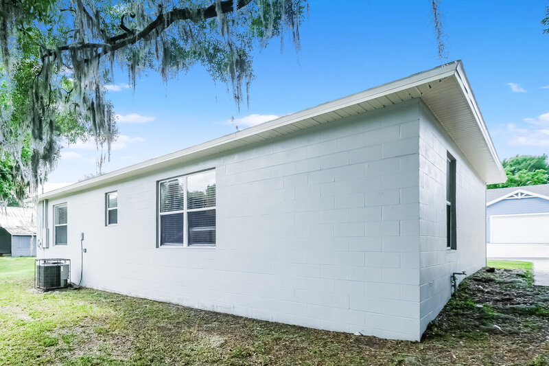 2,780/Mo, 721 W Thomas St Lakeland, FL 33805 Rear View