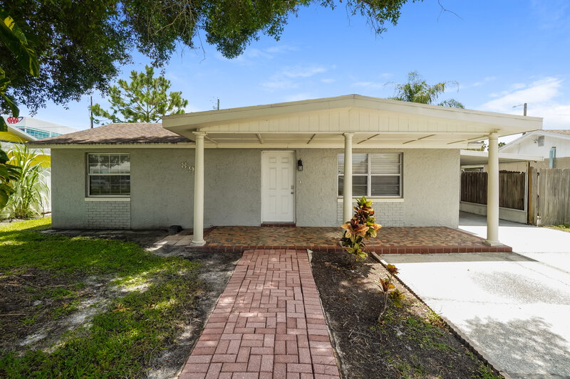 2,860/Mo, 8911 Richfield Ct Tampa, FL 33634 External View