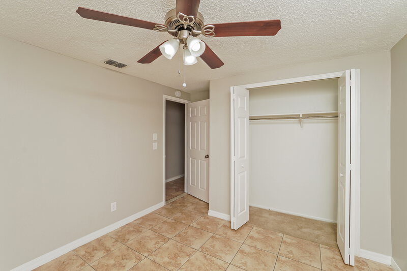 2,860/Mo, 8911 Richfield Ct Tampa, FL 33634 Bedroom View 4