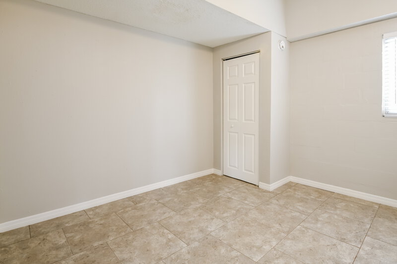 2,560/Mo, 4024 Cranbrook Pl New Port Richey, FL 34652 Bedroom View 4