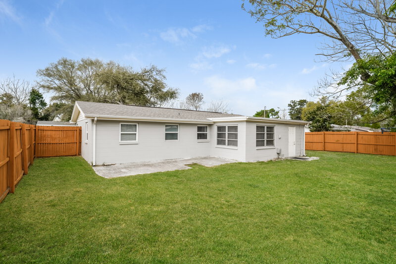 2,560/Mo, 4024 Cranbrook Pl New Port Richey, FL 34652 Rear View 3