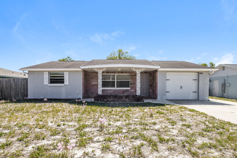 0/Mo, 11610 Meadow Dr Port Richey, FL 34668 External View