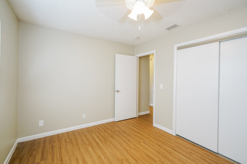 3,350/Mo, 3210 Pinellas Pl Tampa, FL 33619 Main Bedroom View 2