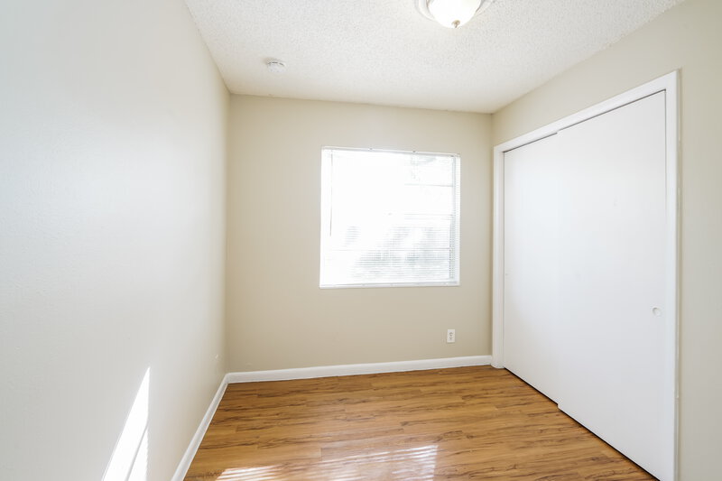 3,350/Mo, 3210 Pinellas Pl Tampa, FL 33619 Bedroom View 3