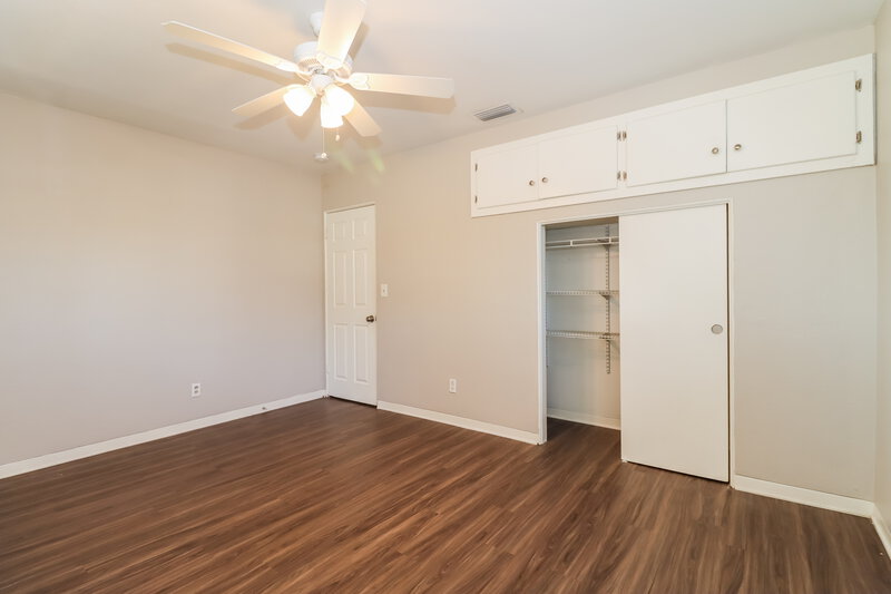 3,495/Mo, 8662 Ridge Rd Seminole, FL 33772 Misc View 11