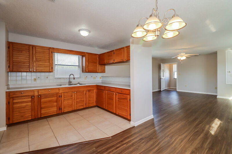 3,495/Mo, 8662 Ridge Rd Seminole, FL 33772 Misc View 13