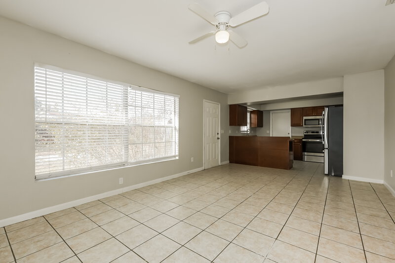 1,980/Mo, 11213 McMullen Loop Riverview, FL 33569 Family Room View