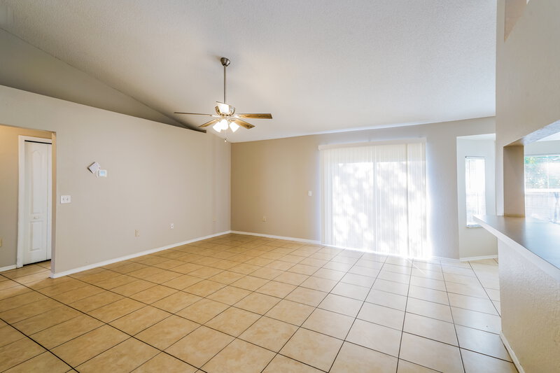 1,865/Mo, 900 Tangelo Circle Bartow, FL 33830 Living Room View