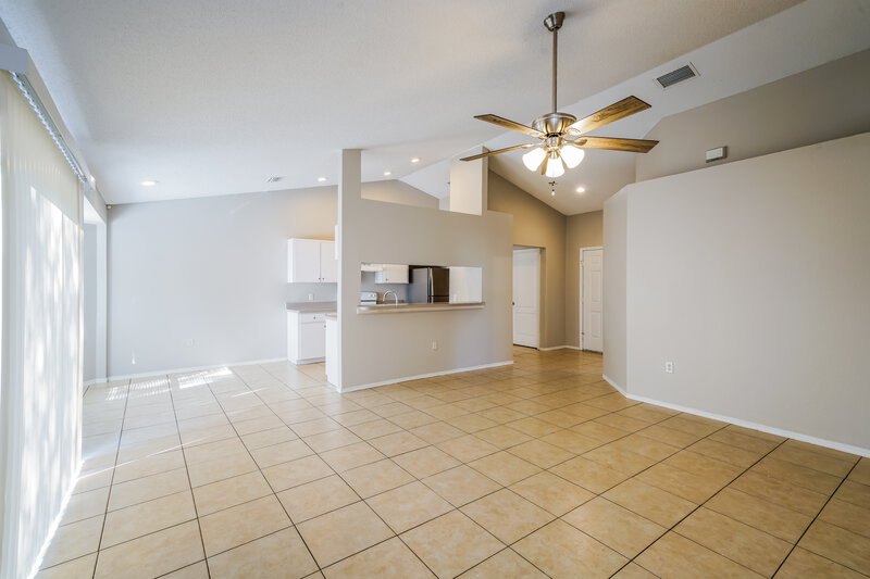 1,865/Mo, 900 Tangelo Circle Bartow, FL 33830 Living Room View 2