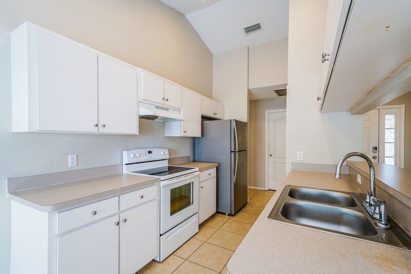 1,865/Mo, 900 Tangelo Circle Bartow, FL 33830 Kitchen View