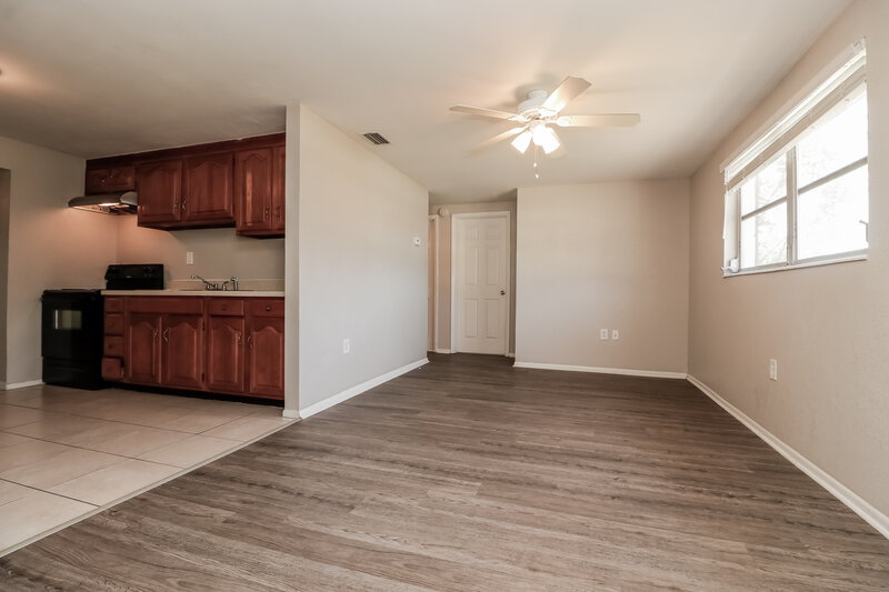 2,010/Mo, 10791 64th Ave Seminole, FL 33772 Breakfast Nook View