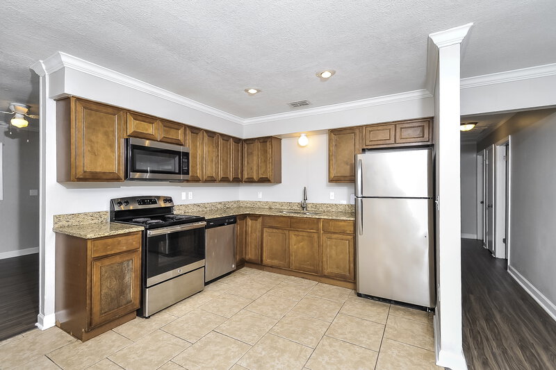 1,860/Mo, 1195 Hill Court Bartow, FL 33830 Kitchen View 2