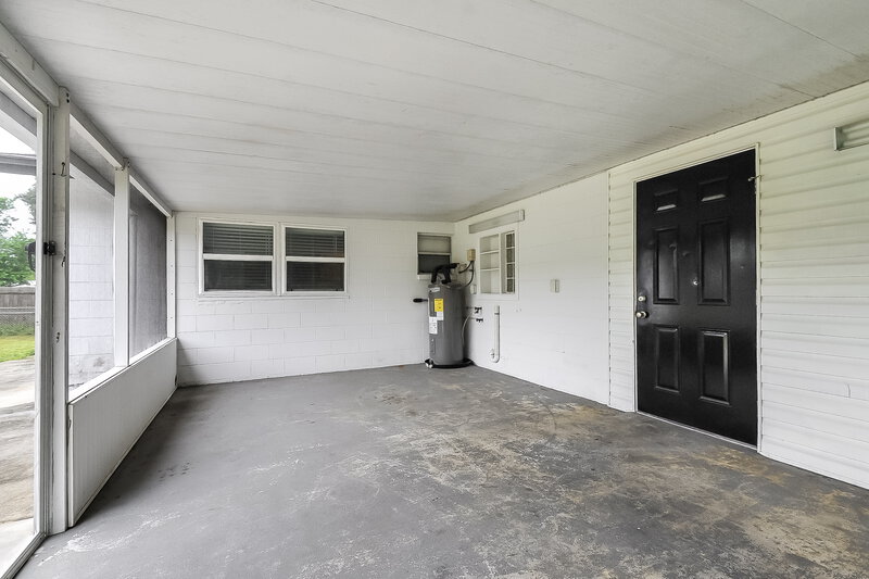 1,860/Mo, 1195 Hill Court Bartow, FL 33830 Screen Porch View 2
