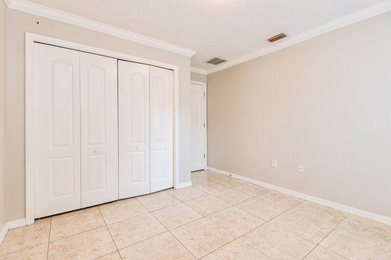 2,145/Mo, 37352 Laurel Hammock Dr Zephyrhills, FL 33541 Bedroom View 2