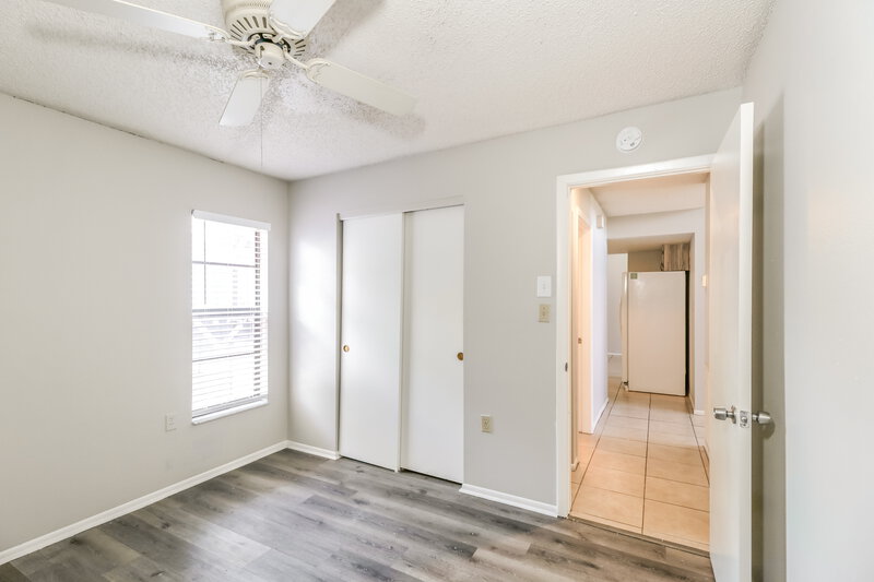 1,980/Mo, 8505 Luray Dr Port Richey, FL 34668 Bedroom View