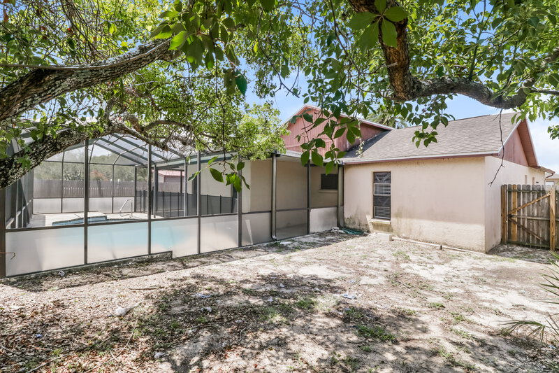 1,980/Mo, 8505 Luray Dr Port Richey, FL 34668 Rear View 2