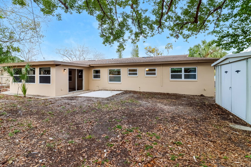 2,300/Mo, 6496 113th Street Seminole, FL 33772 Rear View